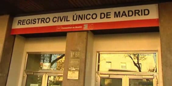 El ministro de Justicia apuesta porque el Letrado de la Administración de Justicia asuma la dirección del Registro en sustitución del juez El ministro de Justicia apuesta porque el Letrado de la Administración de Justicia asuma la dirección del Registro en sustitución del juez