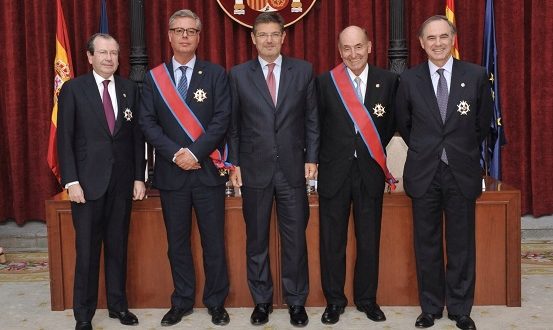 Reconocimiento a la trayectoria profesional de dos grandes figuras del despacho Roca Junyent Reconocimiento a la trayectoria profesional de dos grandes figuras del despacho Roca Junyent