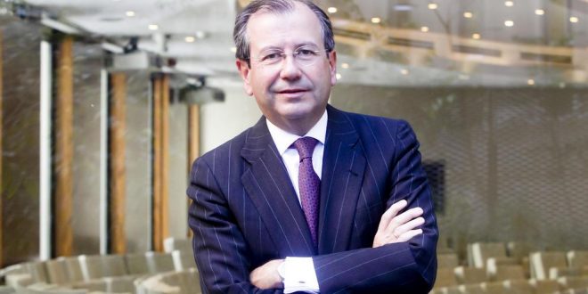 Fernando Vives, presidente de Garrigues, premiado por Chambers Fernando Vives, presidente de Garrigues, premiado por Chambers