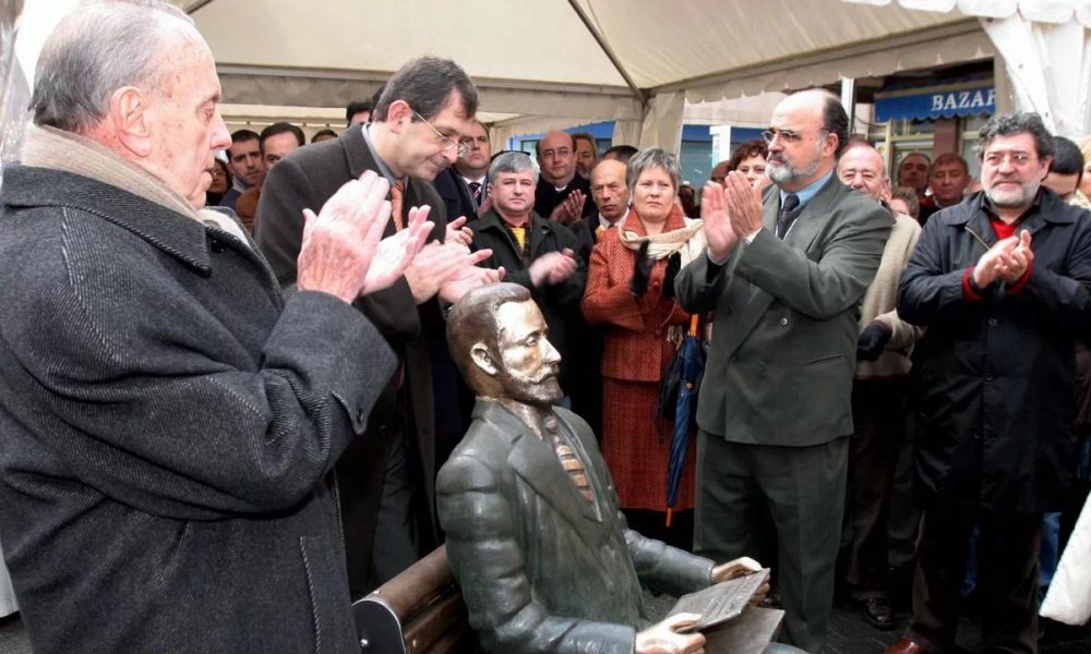 Nace Alfredo Brañas Menéndez E&J