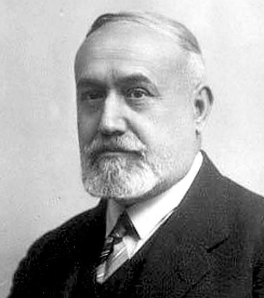 Nace Antonio Royo Villanova, ministro de Marina E&J