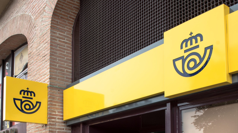 Anulada la sanción que Correos puso a un empleado que denunció en redes sociales las altas temperaturas que había en el centro de trabajo