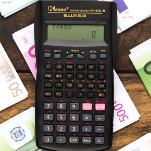 Calculadora y billetes