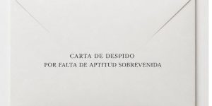 Sobre con asunto "Carta de despido"