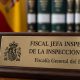 Placa con el cargo
