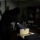 Un ladrón en un despacho de abogados