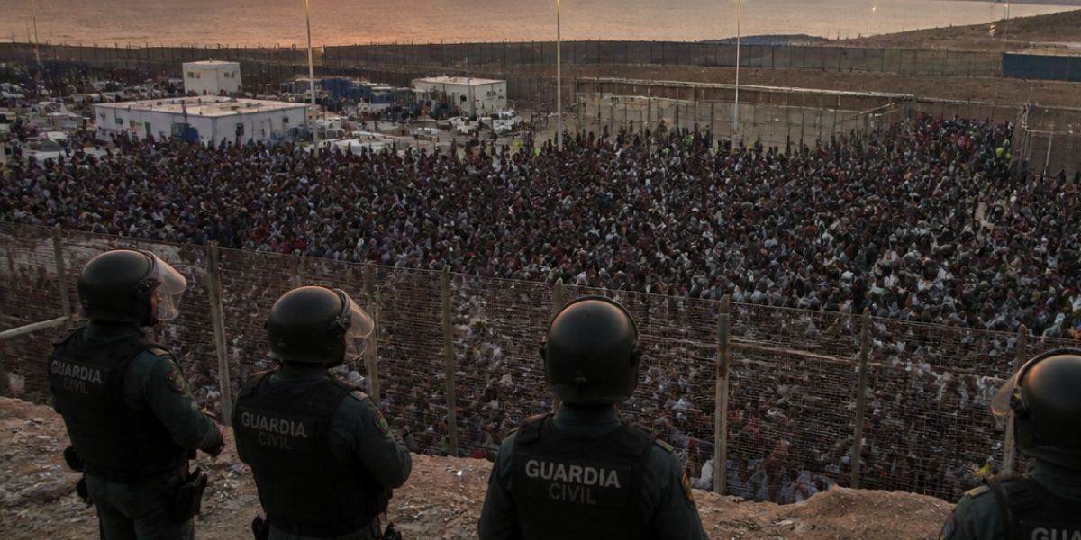 Policías en la frontera